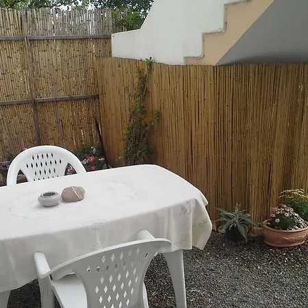 דירה Lovely House *