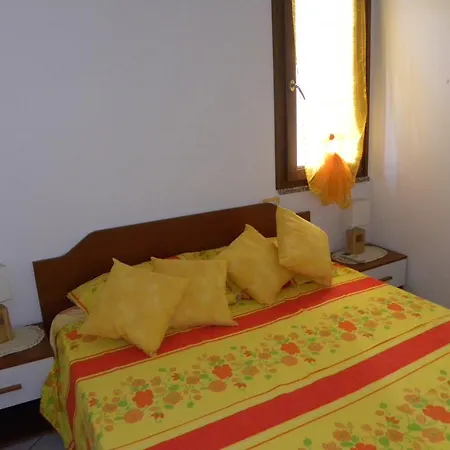 Lovely House * Nebida