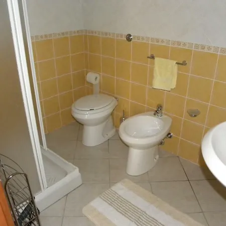 Lovely House דירה *