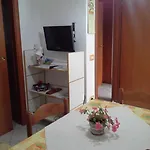 Lovely House דירה Nebida