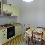 Lovely House דירה *