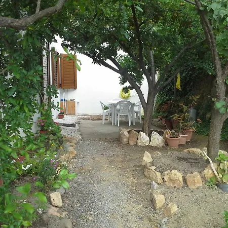 דירה Lovely House *