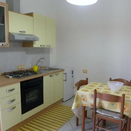 Lovely House Apartment *